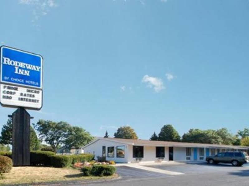 Rodeway Inn Findlay Exterior photo